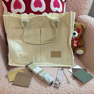 💫NEW Cream Canvas Tote Bag + Goodies💫